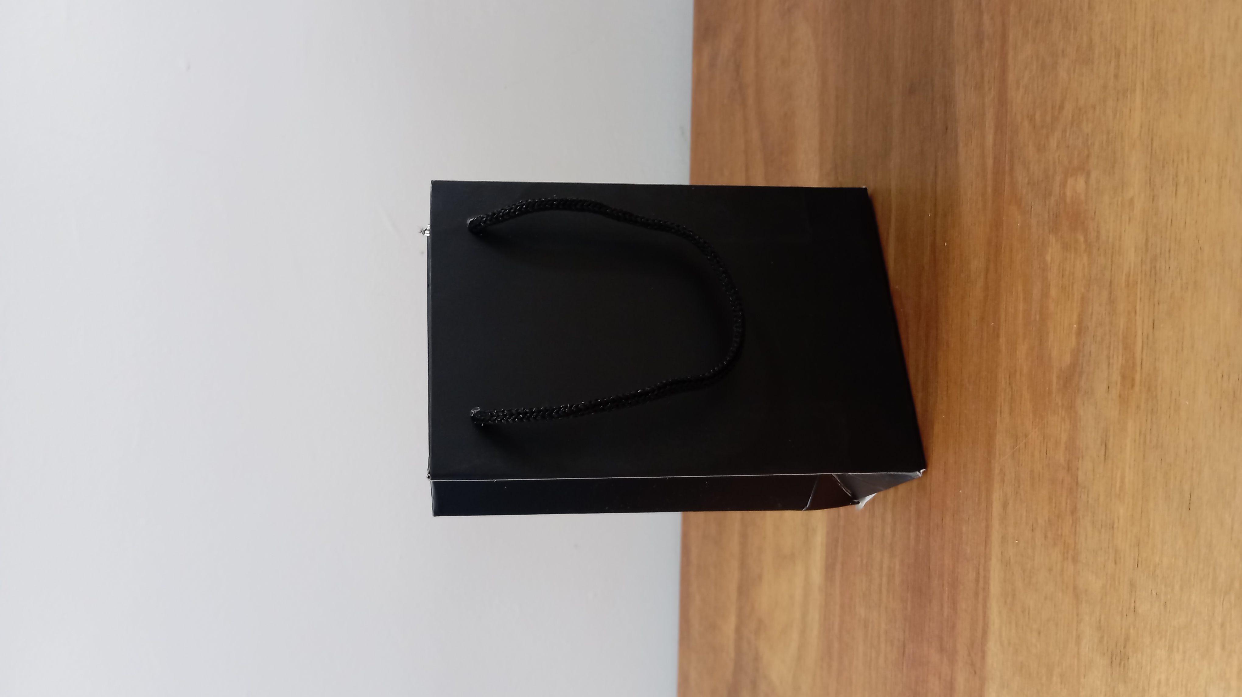 ساک دستی کاغذی